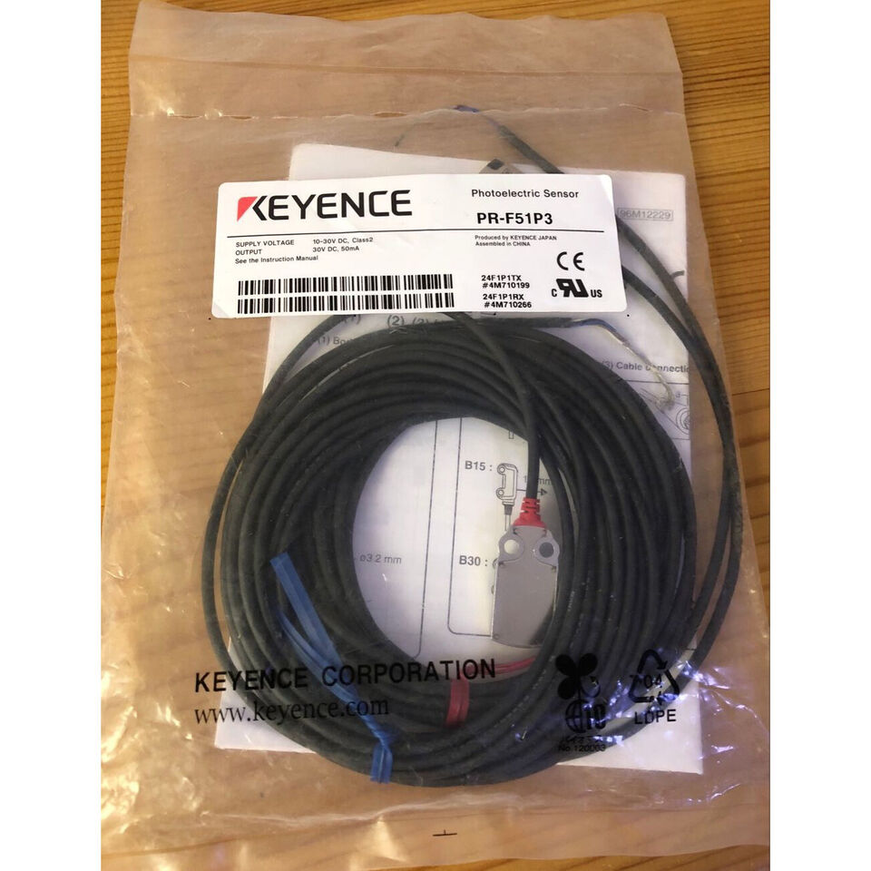 Keyence PR-F51P3 Photoelectric Sensor Switch - KEYENCE