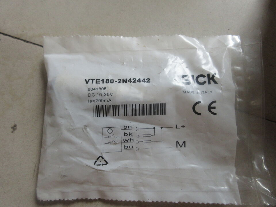 new 1PC Sick VTE180-2N42442 Photoelectric Sensors VTE1802N42442 - SICK