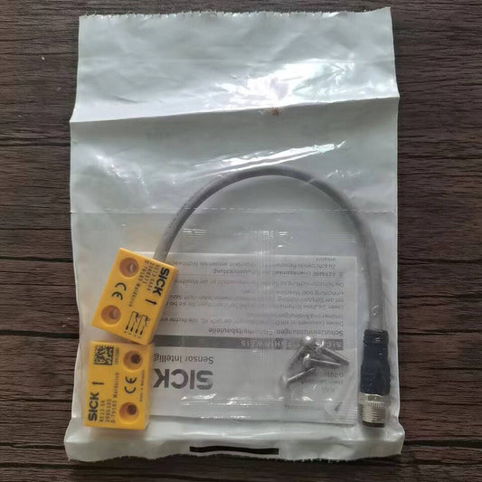 new SICK RE13-SA64 1062540 Safety Switch One RE13SA64 - SIK