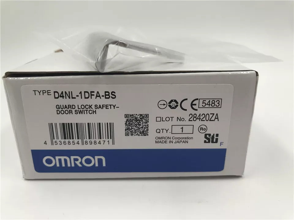 OMRON Safety Door Switch D4NL1DFABS - OMRON