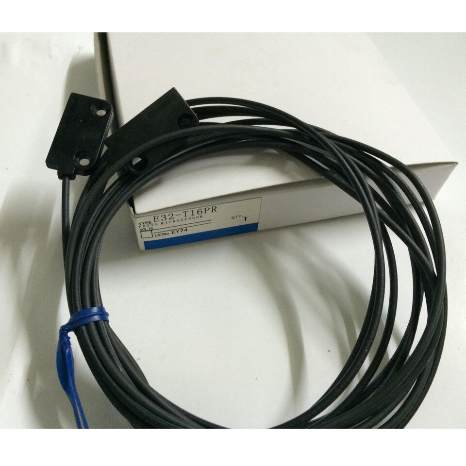 OMRON E32-T16PR Photoelectric Switch - OMRON