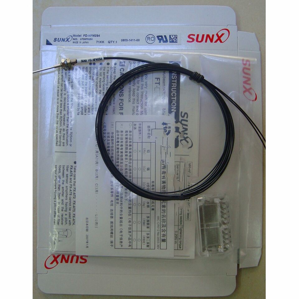 new 1PC  Sunx FD-NFM2S4 Fiber Optic Sensor FDNFM2S4 In Box Sunx