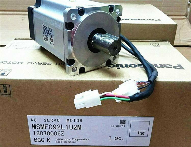 new Panasonic MSMF092L1U2M AC Servo Motor 1PC  ping