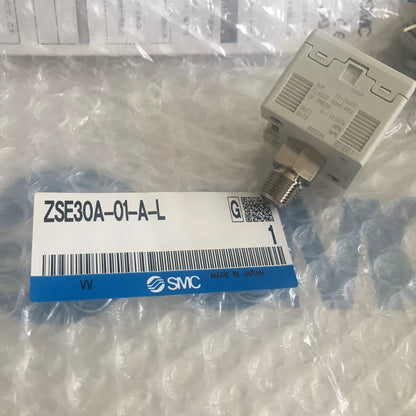 1PC SMC ZSE30A01AL Pressure Switch - SMC