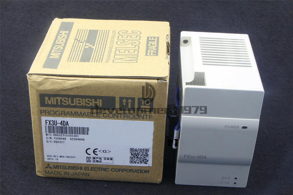 new One Mitsubishi PLC analog module FX3U-4DA - MITSUBISHI