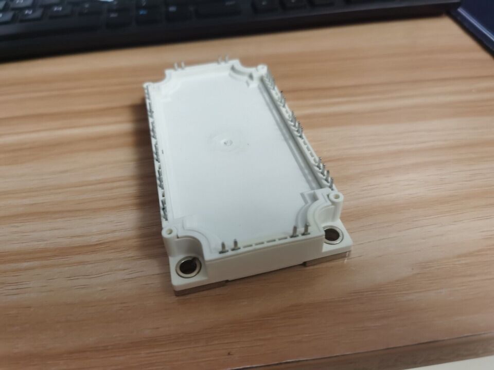 new 1PC Infineon FS75R12KE3_B3 Power Module ping FS75R12KE3-B3 - INFINEON