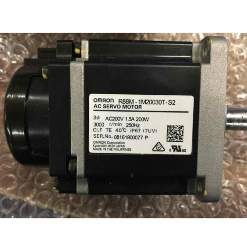 new One Omron R88M-1M20030T-S2 Servo Motor R88M1M20030TS2 - OMRON