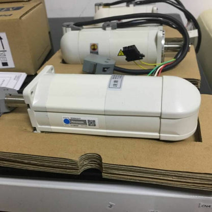new 1PC Panasonic MSMA042P1F AC Servo Motor ping - PANASONIC