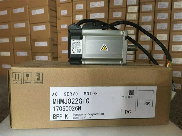 PANasonic MHMJ042G1C Servo Motor 1 Piece - PANASONIC