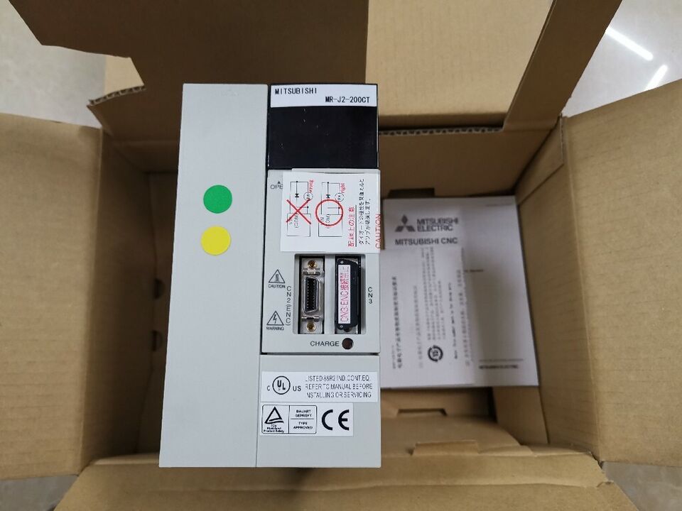 new 1PC Mitsubishi Servo drive unit MR-J2-200CT MR-J2200CT In Box - MITSUBISHI