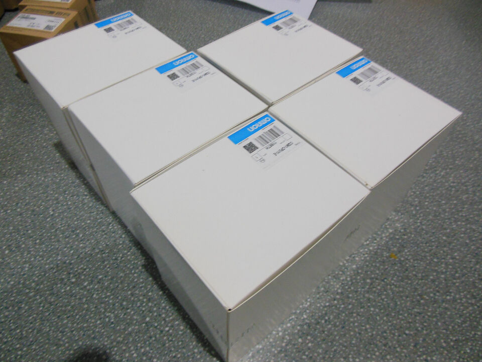new 1PC Omron CPU CQM1-CPU11-E - OMRON