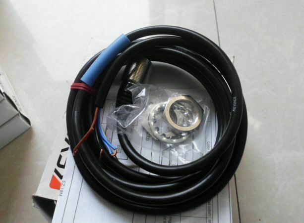 new 1PC Keyence EZ-18M Proximity Sensor Switch In Box EZ18M - KEYENCE