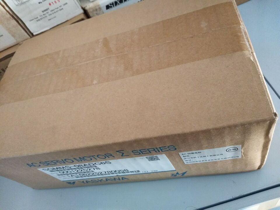 new 1PC Yaskawa SGMMS-08ADC6S Servo Motor In Box ping