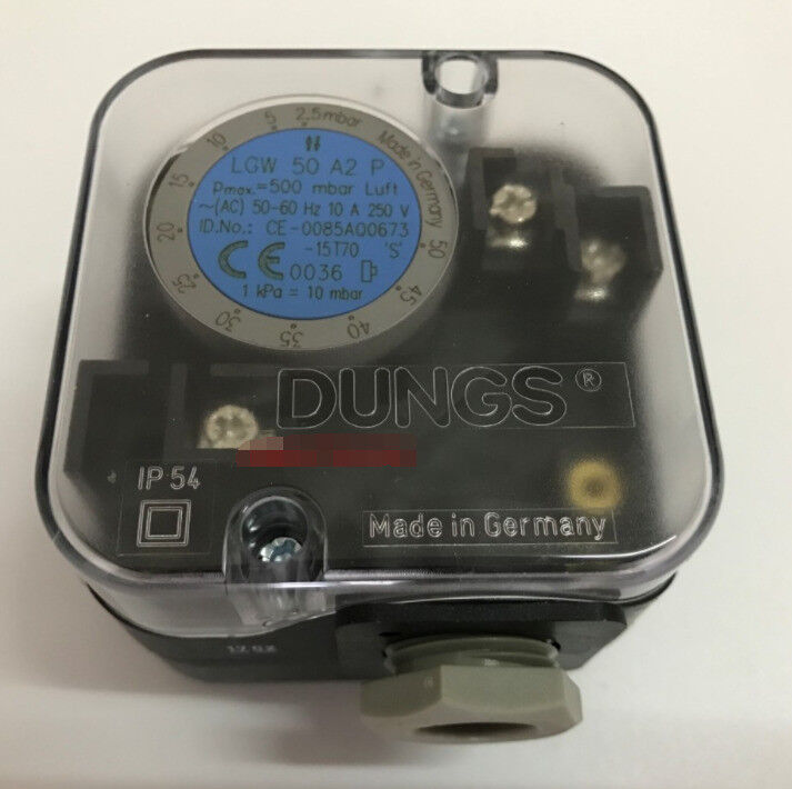 new One  DUNGS LGW50A2P Pressure Switch In Box