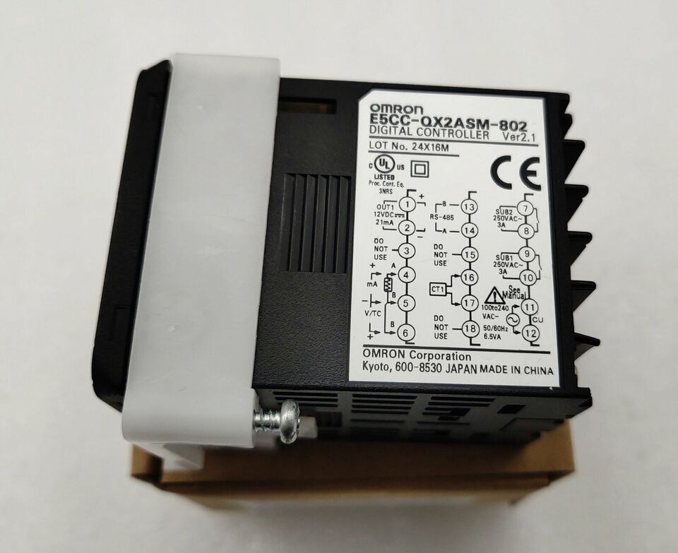 New 1PC Omron E5CC-QX2ASM-802 Temperature Controller - OMRON