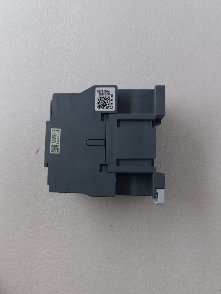new 1PC Schneider LC1N1201M5N AC Contactor 220VAC In Box - SCHNEIDER