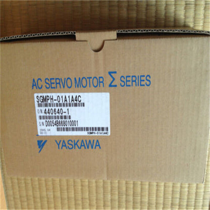 new 1PC Yaskawa SGMPH-01A1A4C Servo Motor In Box ping - YASKAWA