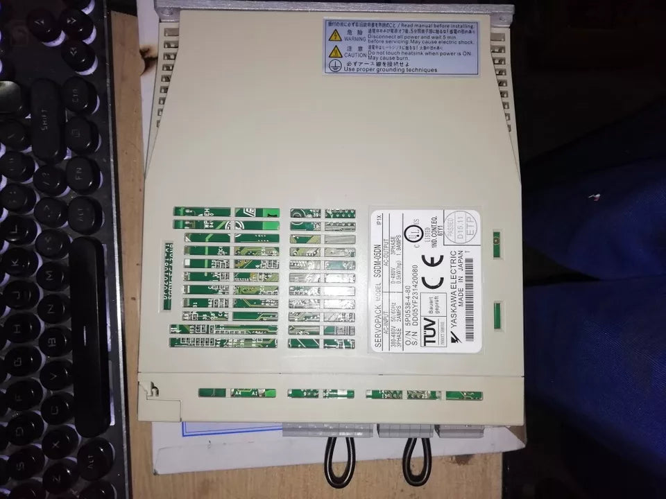 Yaskawa SGDM05DN Servo Driver 1 Piece - YASKAWA