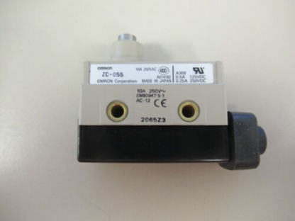 new Omron ZC-D55 Limit Switch One ZCD55 - OMRON