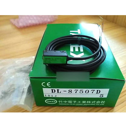 new 1PC TAKEX DL-S7507D Photoelectric Switch In Box ping DLS7507D - TAKEX