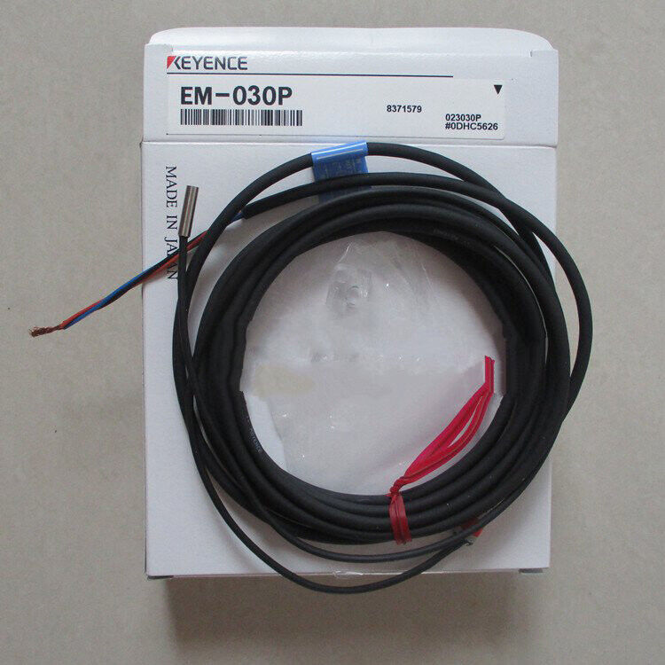 Keyence EM030P Proximity Sensor Switch In Box - KEYENCE