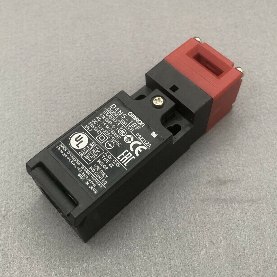 new One Omron D4NS-1BF Safety Door Switch D4NS1BF - OMRON