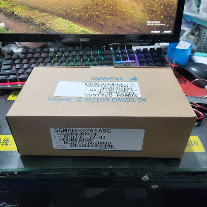 new 1PC Yaskawa SGMAH-02A1A6C Servo Motor SGMAH02A1A6C ping - YASKAWA