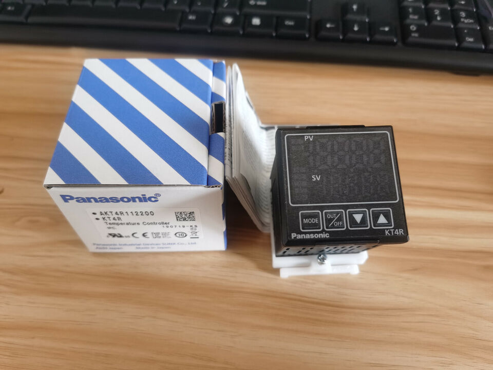 new 1PC Panasonic AKT4R112200 Temperature Controller In Box - PANASONIC