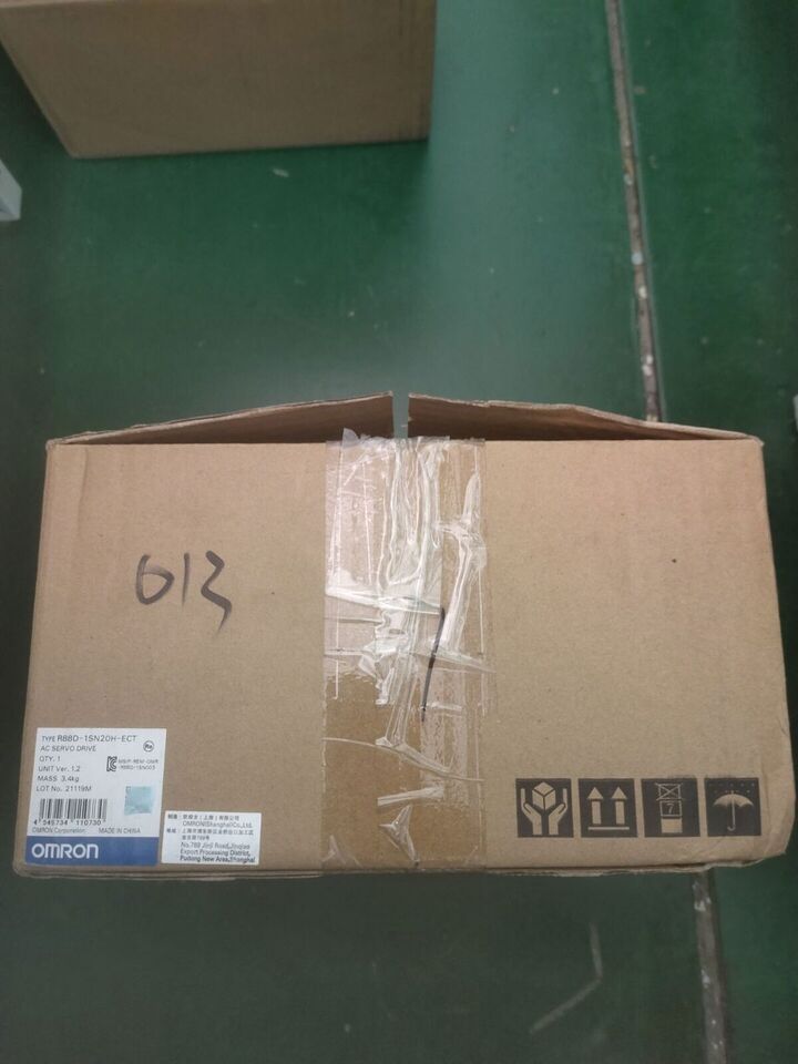 OMRON R88D-1SN20H-ECT Servo Driver - OMRON
