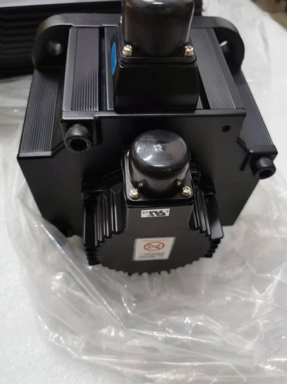 new 1PC Yaskawa SGMGH-30DCA6F-OY Servo Motor In Box ping - YASKAWA