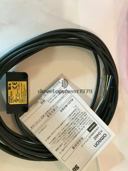 New Omron D40Z-1C5 Door Switch - OMRON