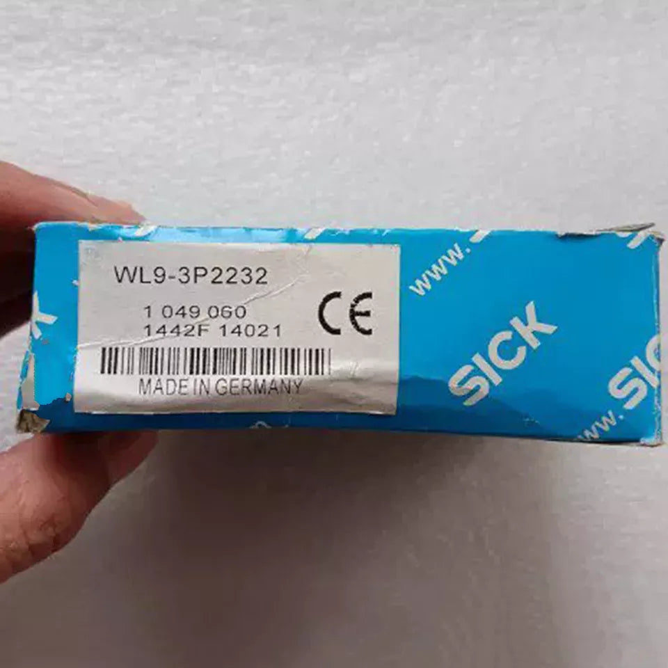 new 1PC Sick WL9-3P2232 Photoelectric Sensor WL93P2232 - SICK