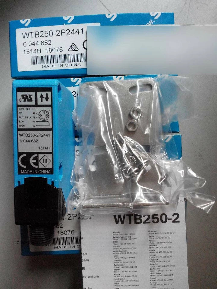 new SICK WTB250-2P2441 Photoelectric Sensor One WTB2502P2441
