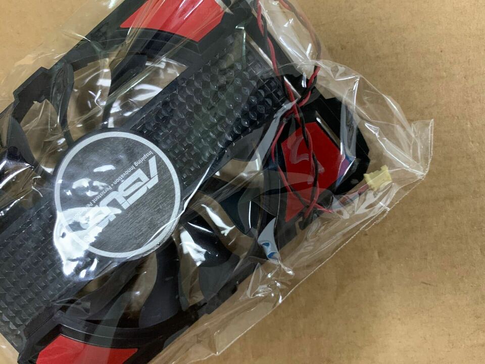 new 1PC GT220 240 440 9600GSO EAH4670 5570 VGA R128015SM Fan - PLUMLOGIC