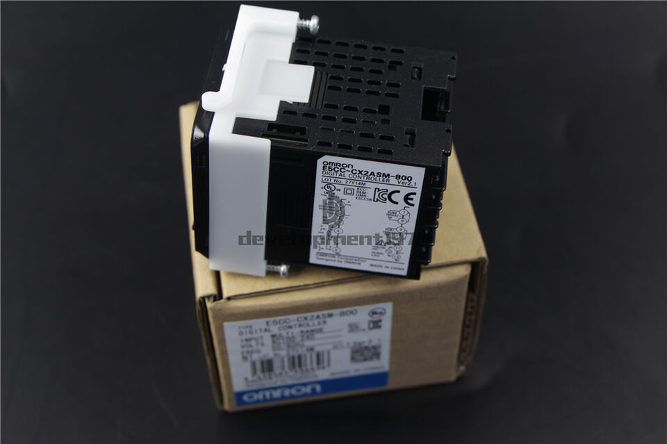 Omron E5CC CX2 ASM 800V Temperature Controller 100-240VAC - OMRON