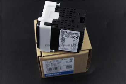 Omron E5CC CX2 ASM 800V Temperature Controller 100-240VAC - OMRON