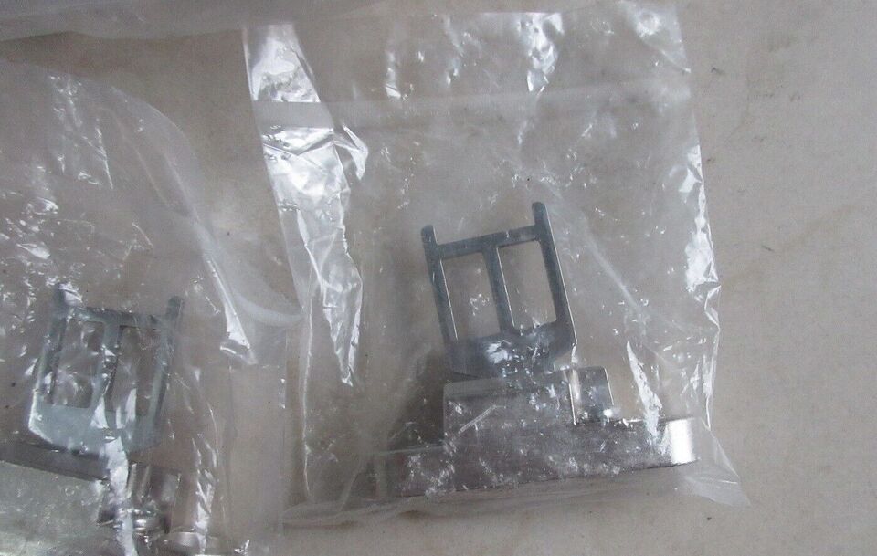new 1PC Omron D4SL-NK3 Safety Door Operating Key D4SLNK3 - OMRON