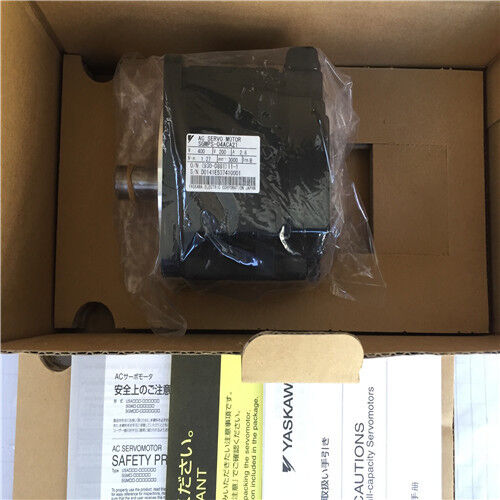 Yaskawa SGMPS-04ACA21 Servo Motor 1PC - YASKAWA