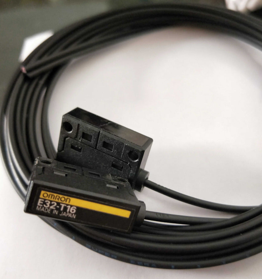 Omron E32-T16 Fiber Optic Sensor - OMRON