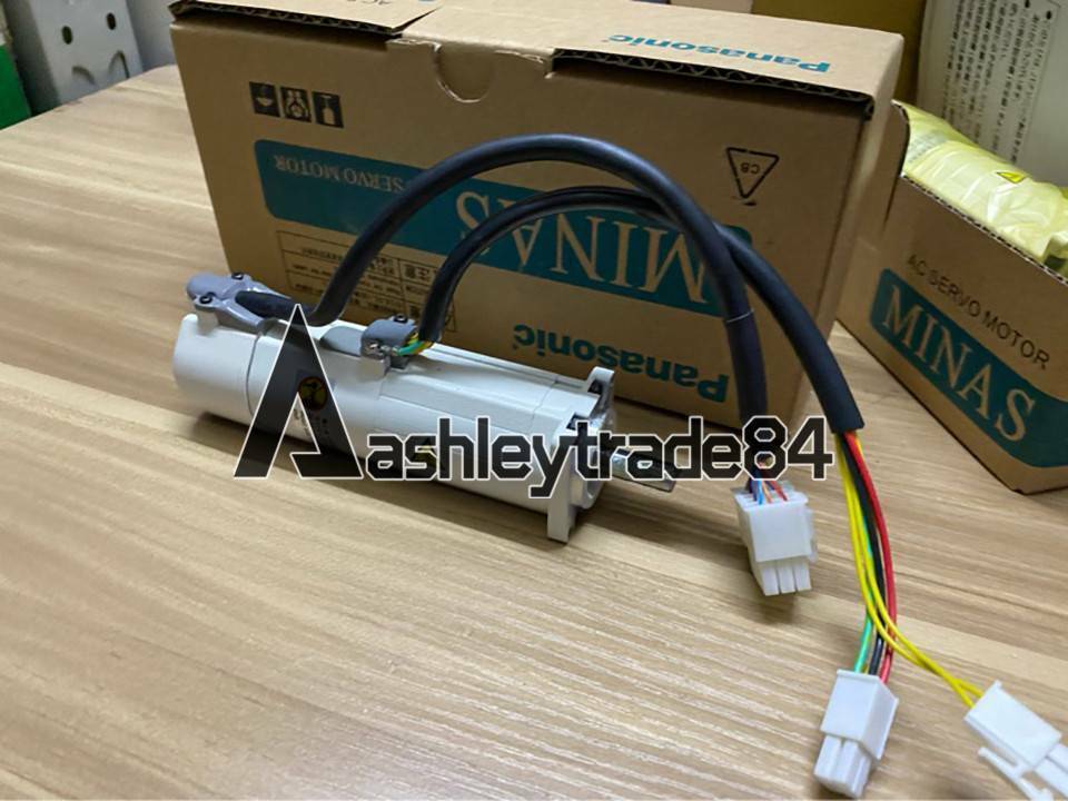 1PCS Panasonic Servo Motor MSM011A1F - PANASONIC