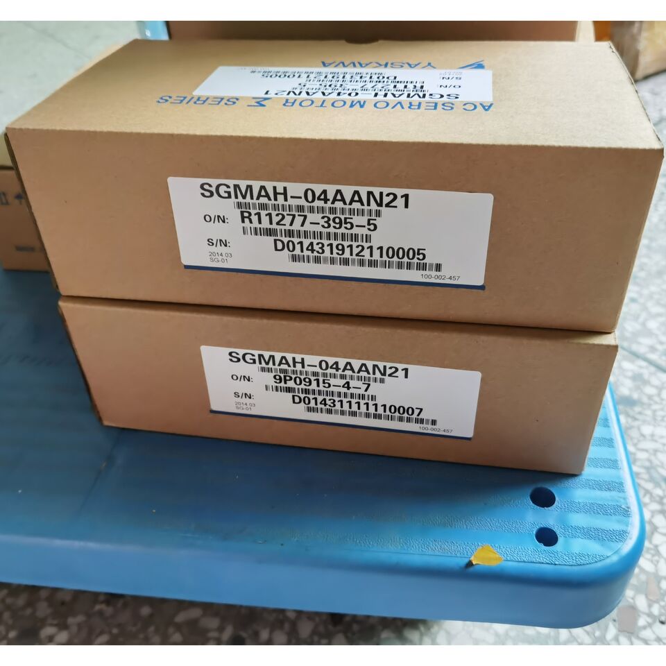 New 1PC Yaskawa SGMAH-04AAN21 Servo Motor In Box SGMAH04AAN21 ping - YASKAWA