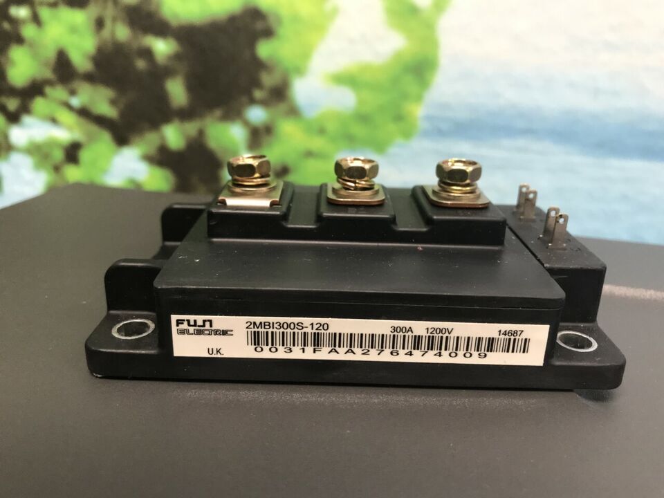 new 1PC Fuji 2MBI300S-120 IGBT Module In Box 2MBI300S120 - FUJI