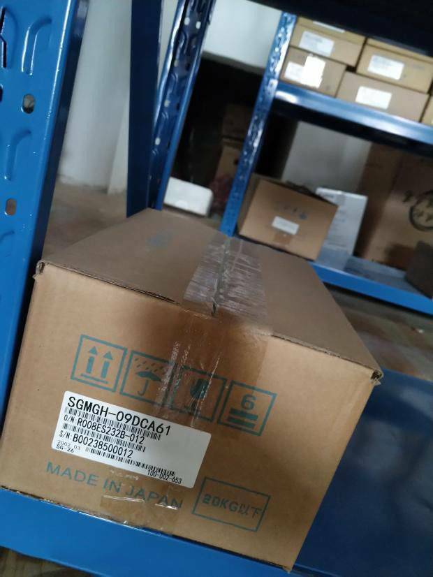 new  YASKAWA SGMGH-09DCA61 AC SERVO MOTOR SGMGH09DCA61 In Box ping