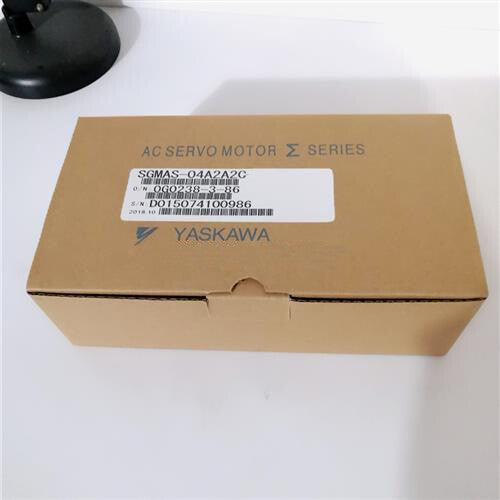 new YASKAWA SGMAS-04A2A2C 1PC Servo Motor In Box ping