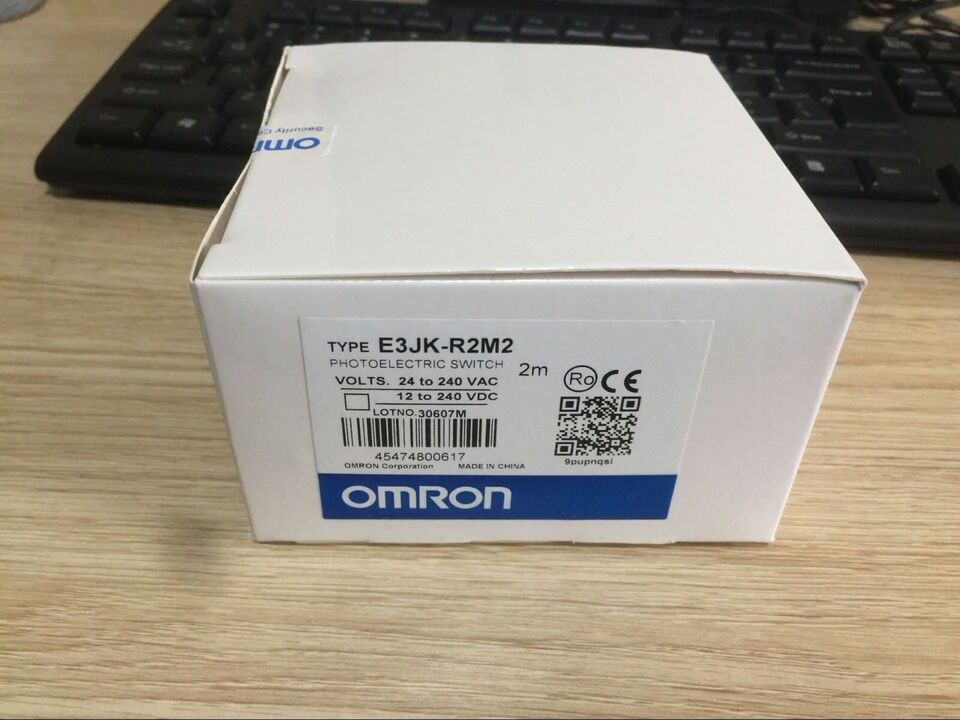 new Omron E3JK-R2M2 Photoelectric Switch One E3JKR2M2 - OMRON