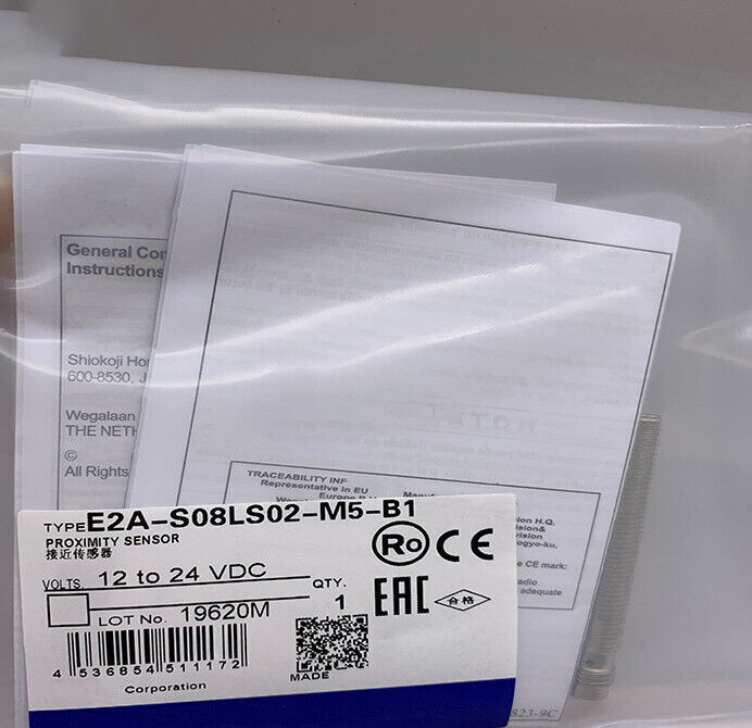 new Omron E2A-S08LS02-M5-B1 Proximity Switch One E2AS08LS02M5B1 - OMRON