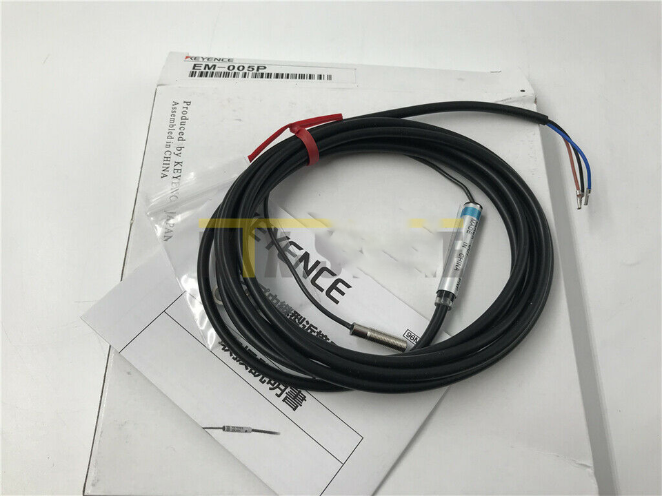 Keyence EM-005P Proximity Sensor in Box | 1 Piece | High-Precision Distance Measurement | Easy Setup | Durable Design - KEYENCE