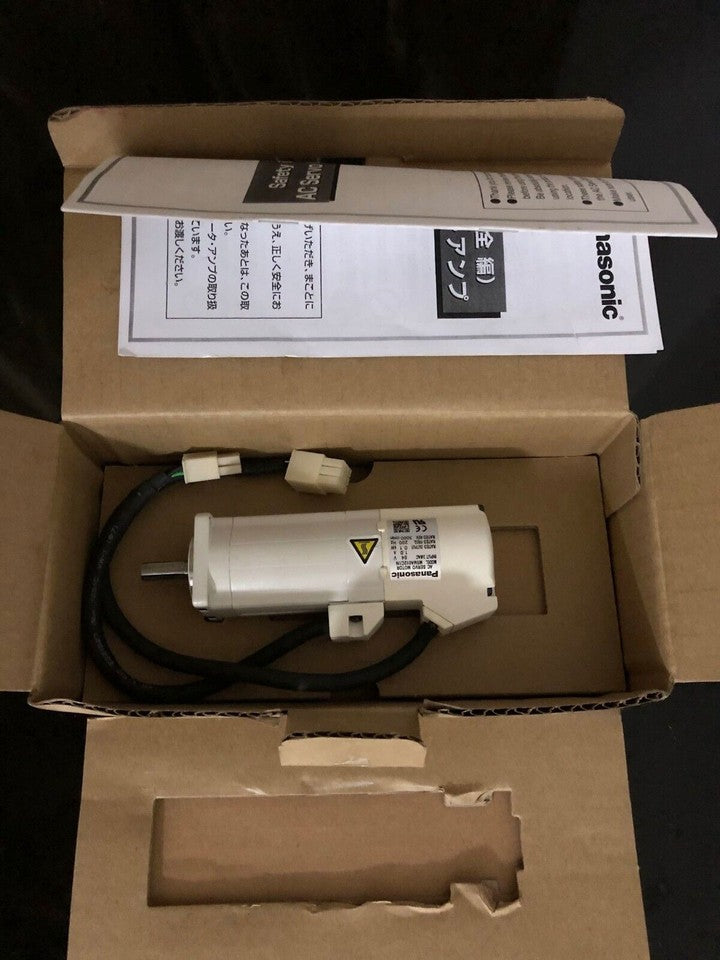 new 1PC Panasonic MSMA012C1N AC Servo Motor In Box ping