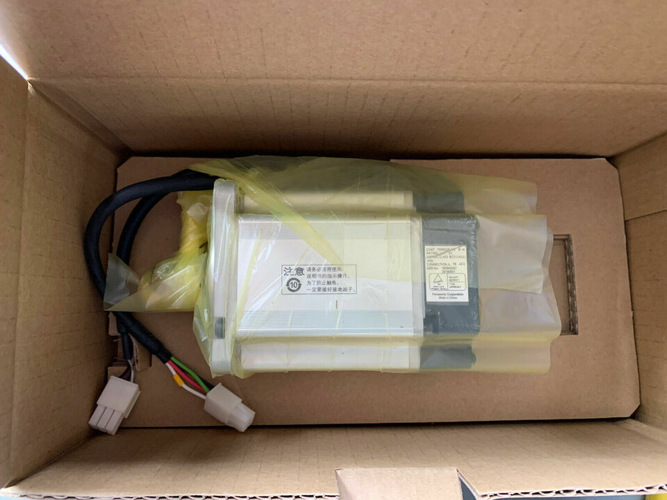 new Panasonic MSMD082P1C AC Servo Motor 1PC ping - PANASONIC