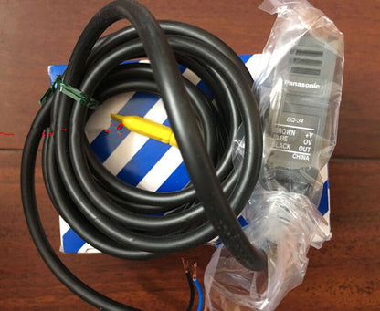 1PC Panasonic EQ34 Photoelectric Switch - PANASONIC